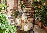 Vintage scooter in Italië