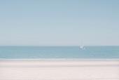 Zeilboot op zee