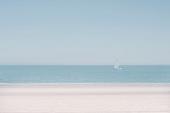 Zeilboot op zee
