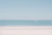 Zeilboot op zee