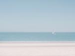 Zeilboot op zee