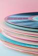 Pastelkleurige verzameling vinylplaten