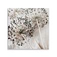 droge allium bloemen op beige stof mock up tegeltje vierkant