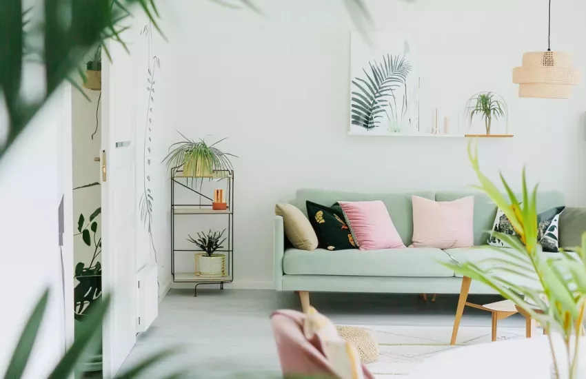 Een inspirerende woonkamer met minimalistische inrichting.