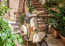 Vintage scooter in Italië