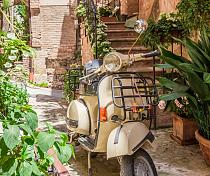 Vintage scooter in Italië