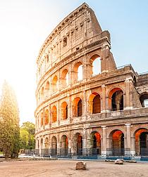 Zonsopgang bij het Colosseum, Rome, Italië
