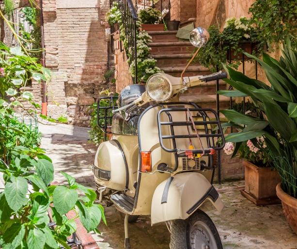 Vintage scooter in Italië