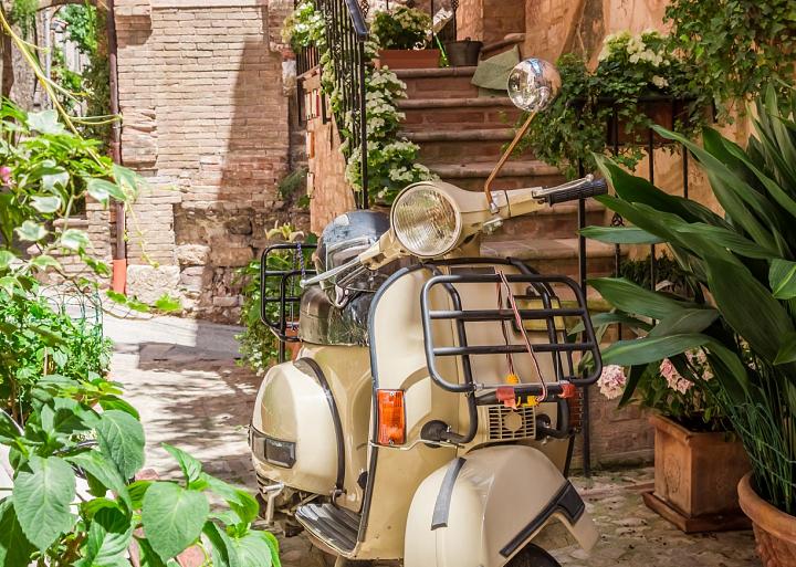 Vintage scooter in Italië