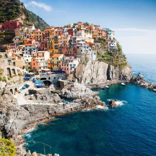 Dorpje Manarola aan de Italiaanse kust