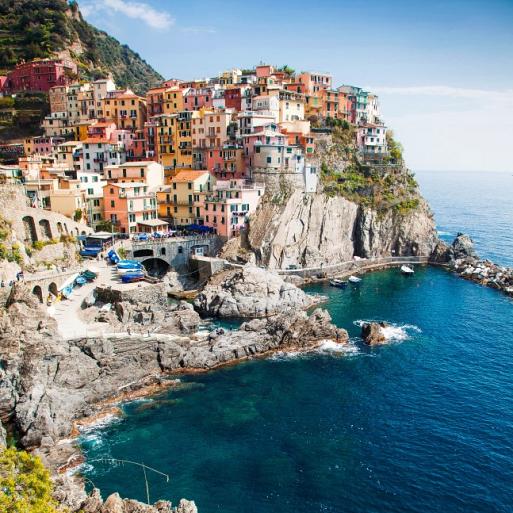 Dorpje Manarola aan de Italiaanse kust