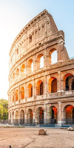 Zonsopgang bij het Colosseum, Rome, Italië