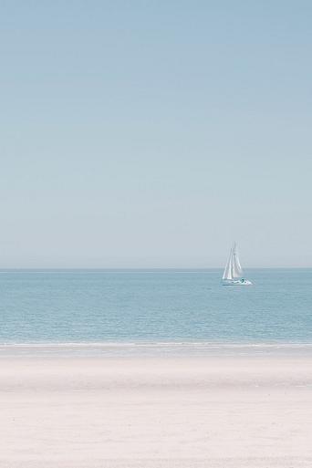 Zeilboot op zee