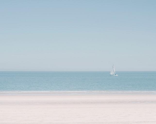 Zeilboot op zee
