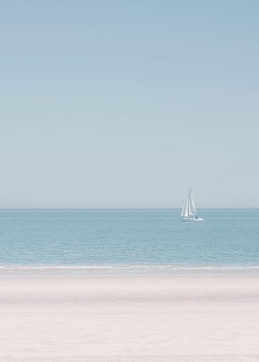 Zeilboot op zee