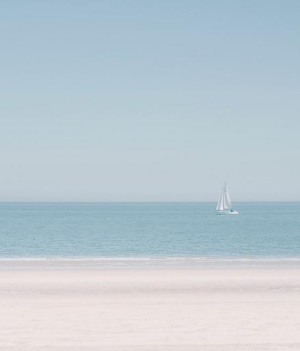 Zeilboot op zee