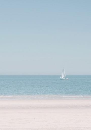 Zeilboot op zee