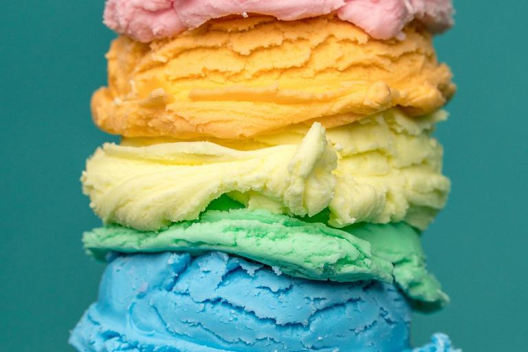 Regenboogijs