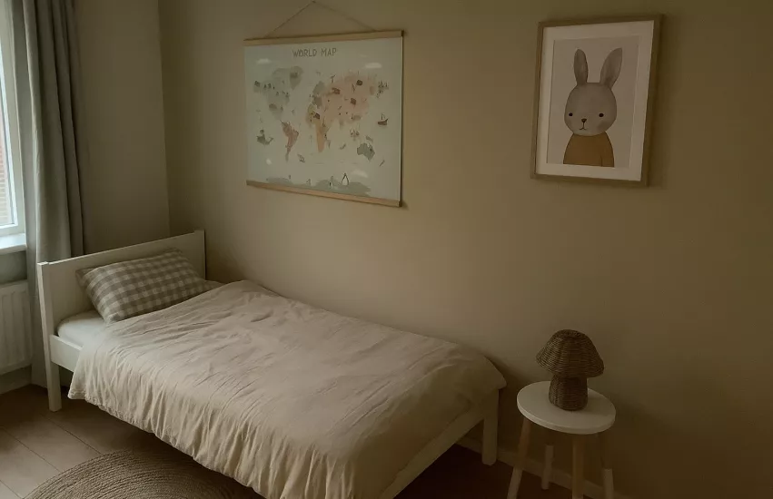 Wat voor leuke wanddecoratie past er in een kinderkamer?